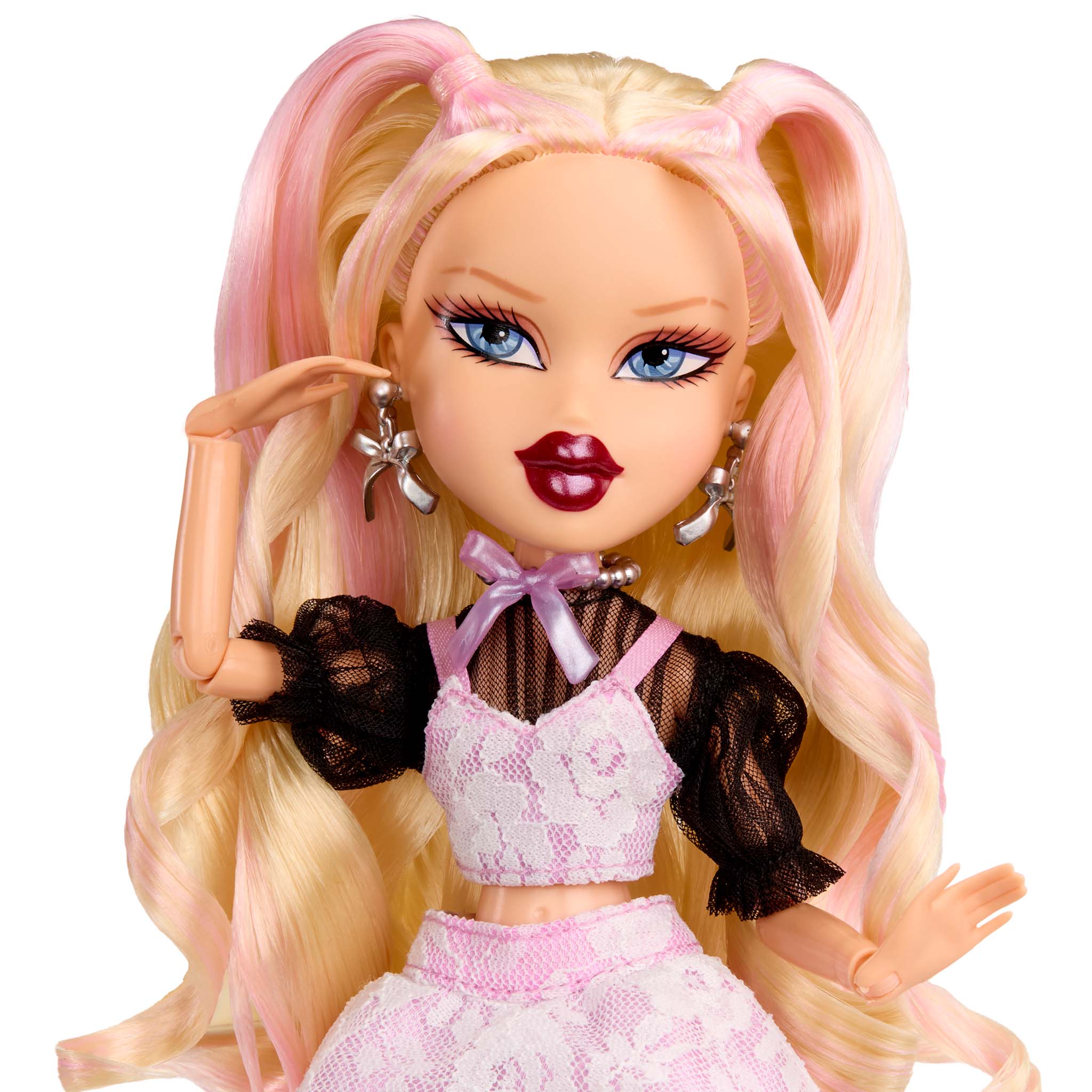 Bratz Stylin' Birthdayz Doll - Cloe - Image 4