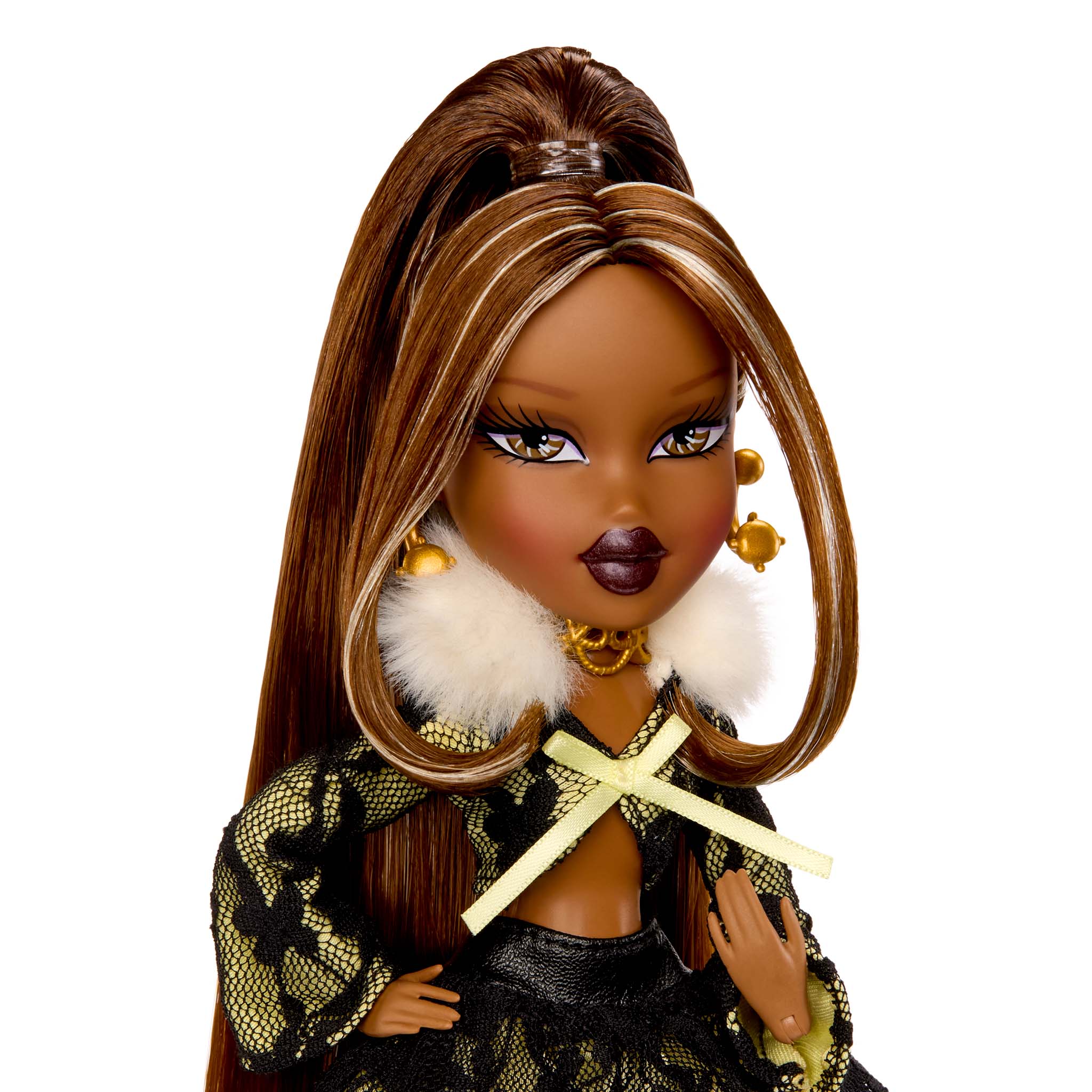 Bratz Stylin' Birthdayz Doll - Sasha - Image 4